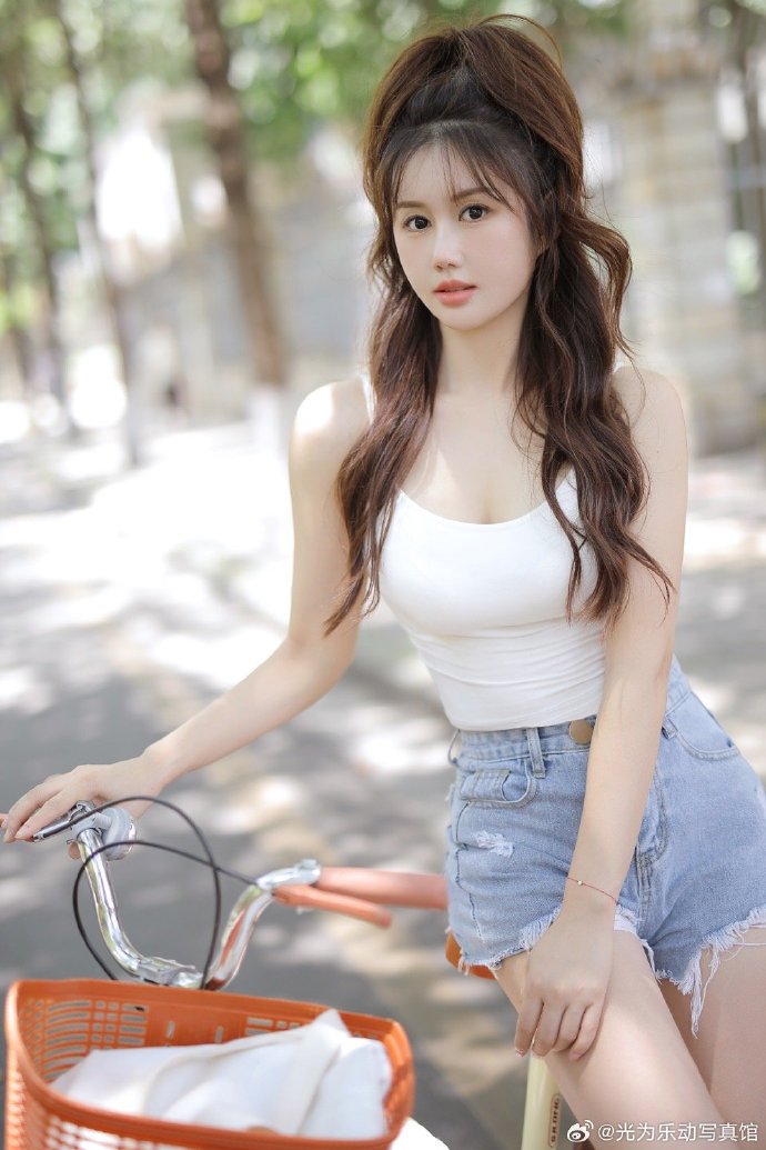夏日大作战 封面